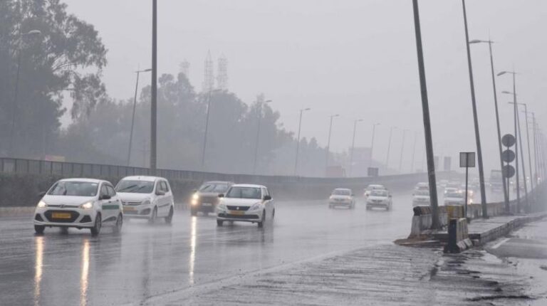 IMD Forecasts Thunderstorms, Rainfall in Parts of Haryana and Punjab Today