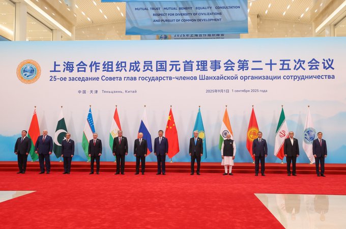 PM Narendra Modi Joins SCO Summit in China, Meets Vladimir Putin and Xi Jinping
